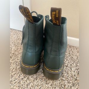 Size 6 dr.martens for girls, one time use.